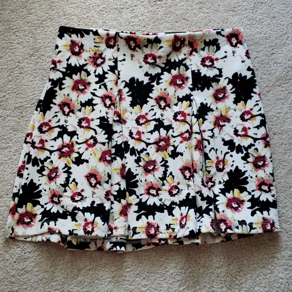 S.o.r.a.d. Floral Skirt
